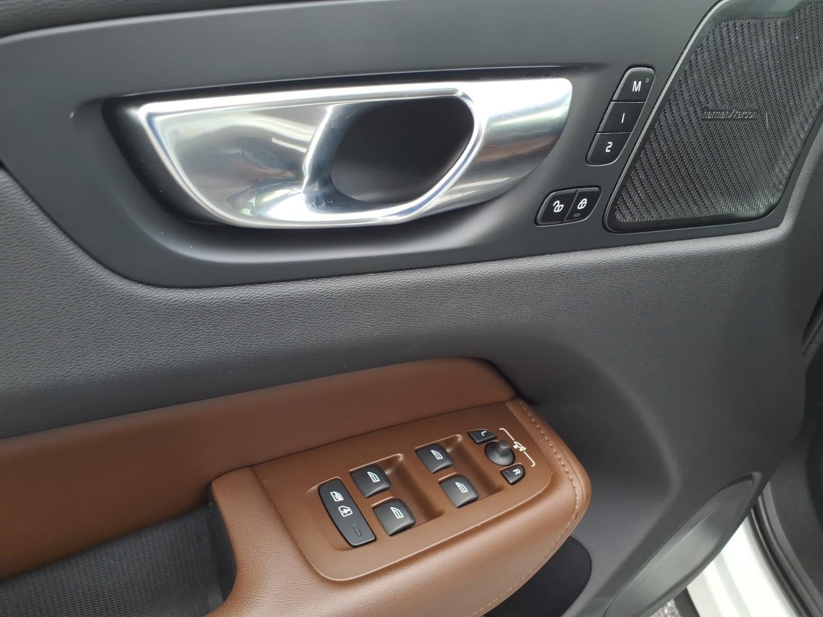 2021 Volvo XC60 T6 Inscription
