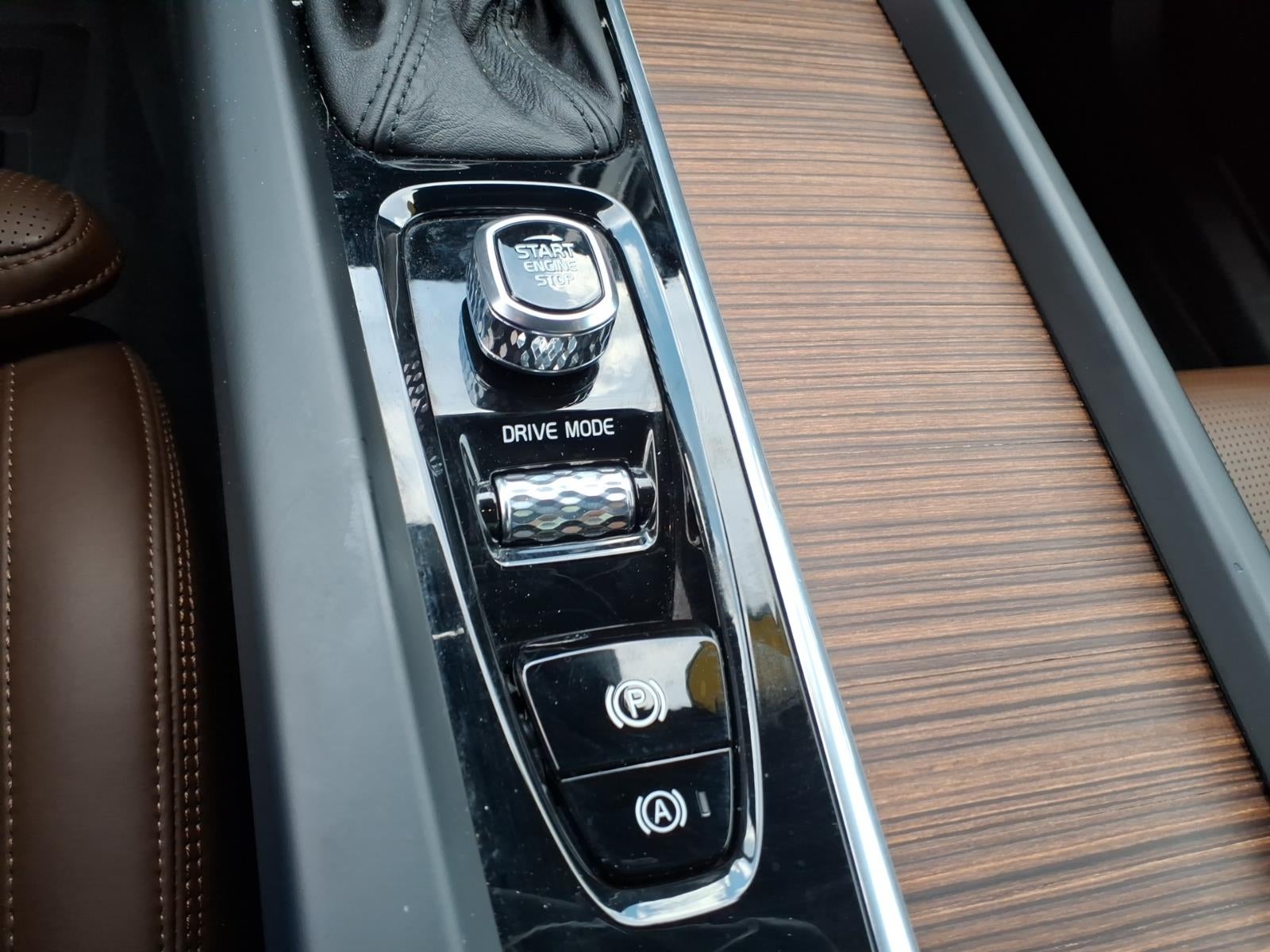 2021 Volvo XC60 T6 Inscription
