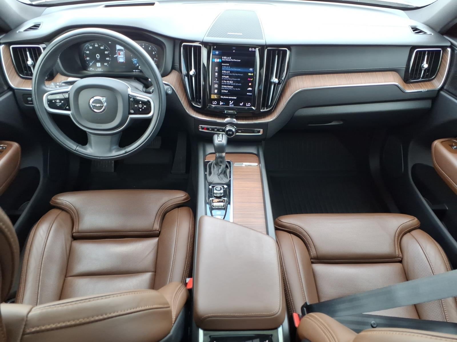 2021 Volvo XC60 T6 Inscription