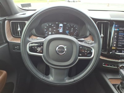 2021 Volvo XC60 T6 Inscription