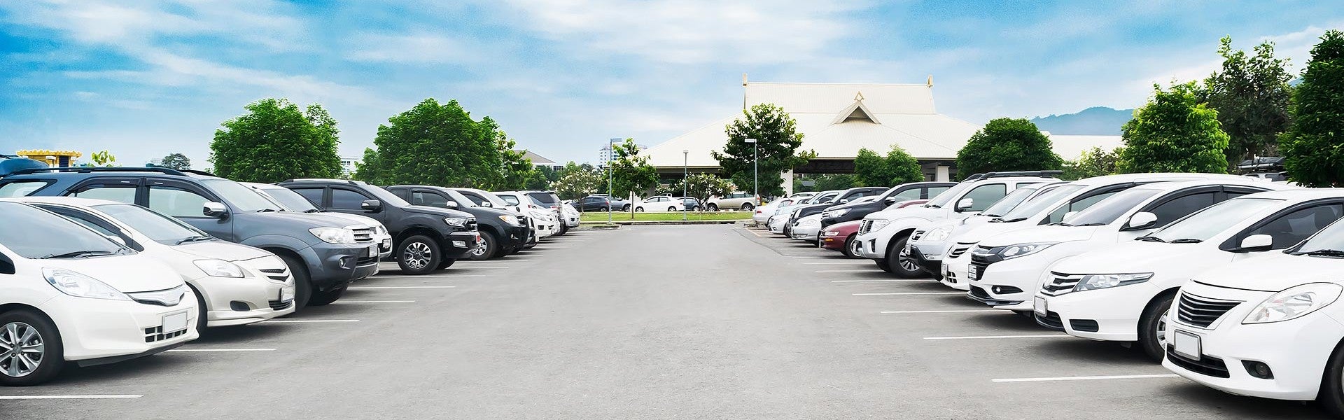 Man examining a used vehicle at Jennings Chevrolet